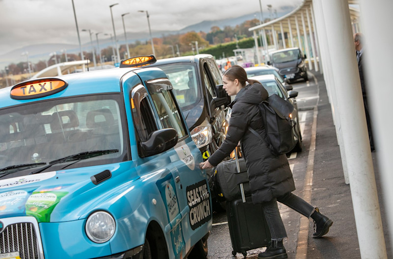 How Much Does an Edinburgh Airport Taxi Cost?