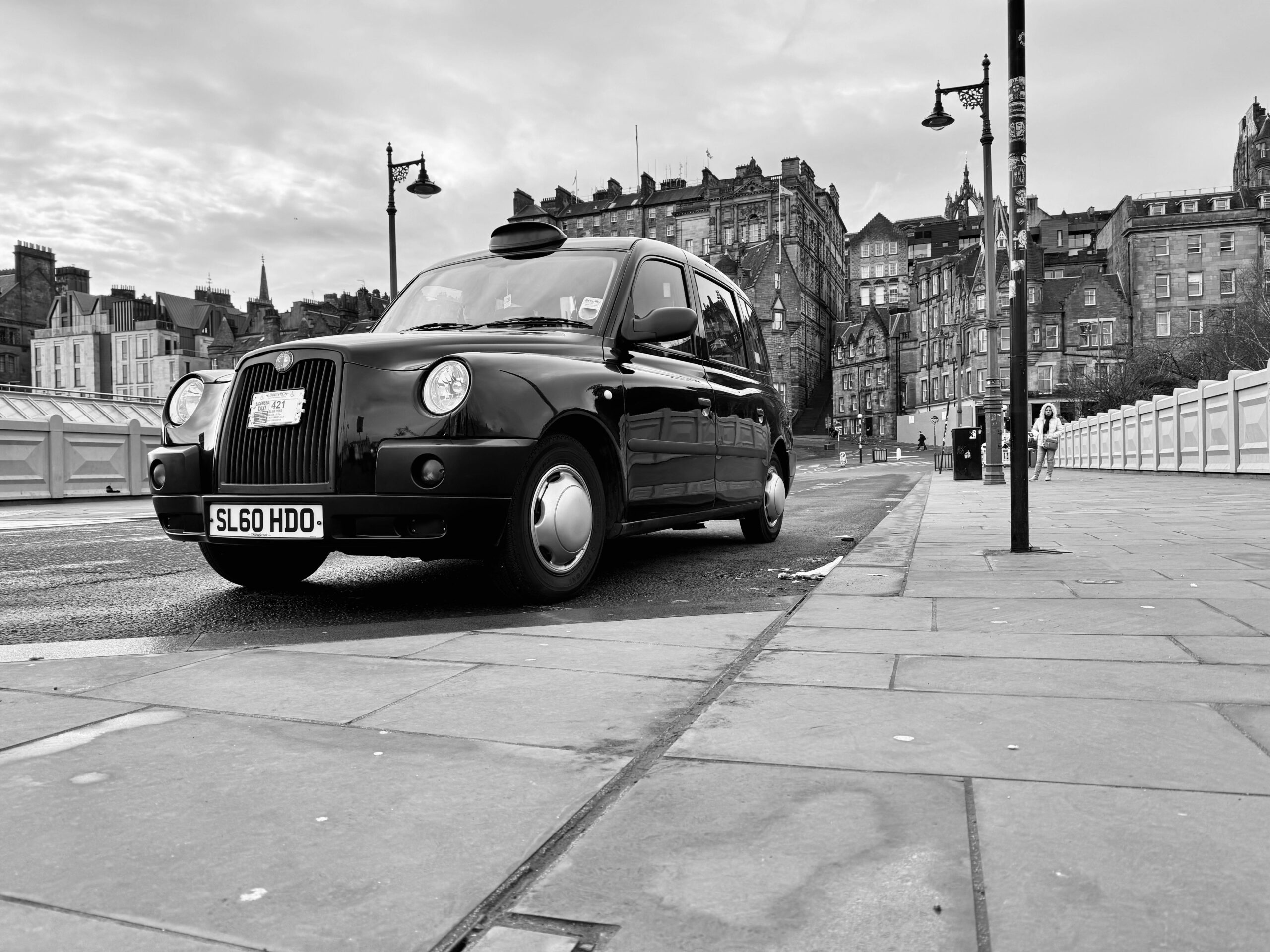 How Do I Pre-Book a Taxi to Edinburgh Airport? Everything Travellers Need to KnowA