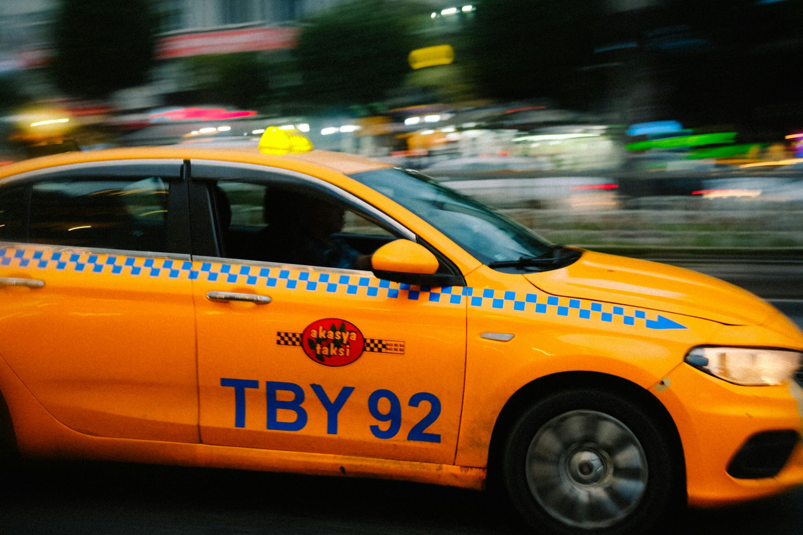 How to Choose a Reliable Taxi Service from Edinburgh Airport