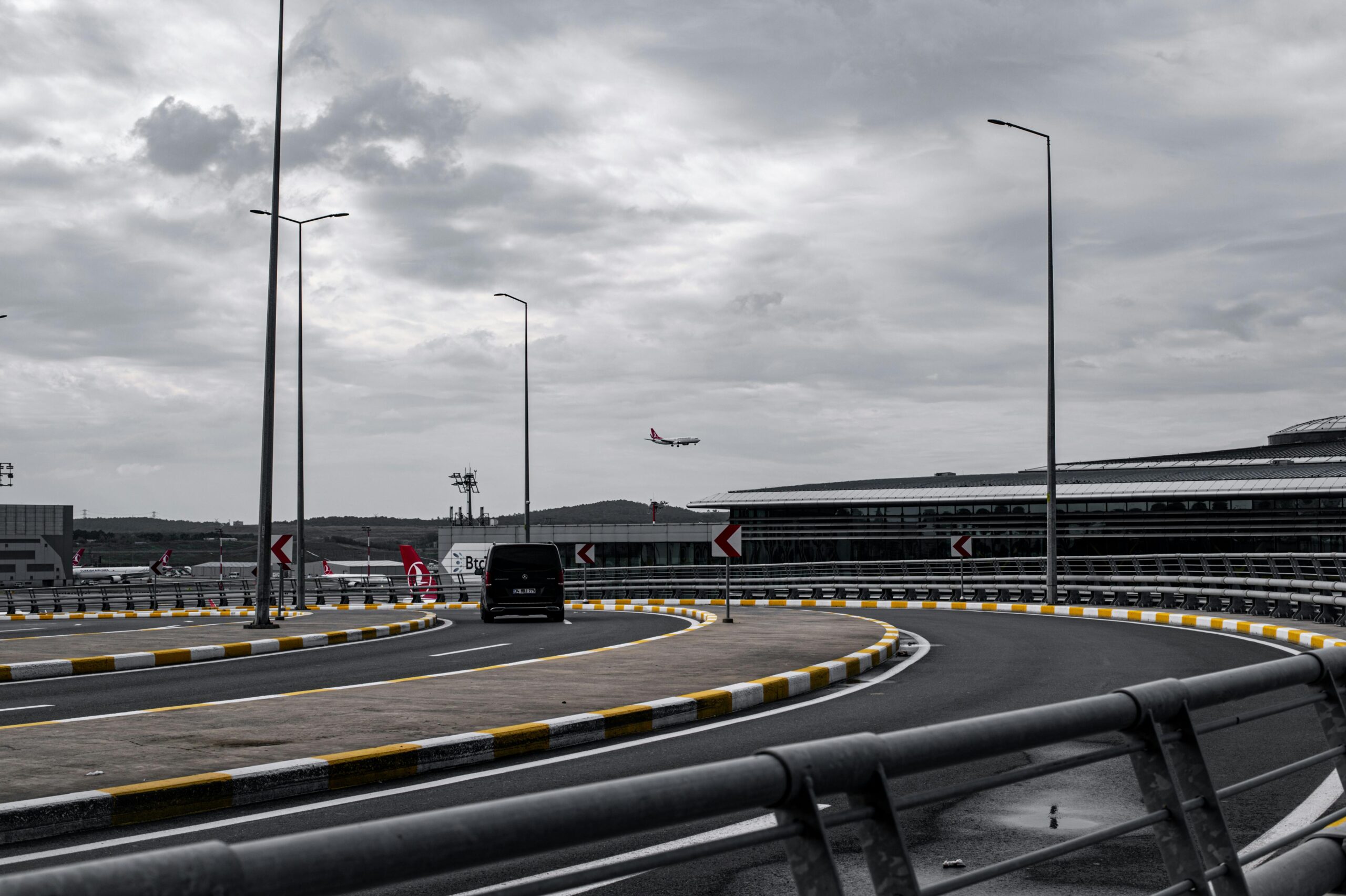 Can You Book a Return Airport Taxi in Edinburgh