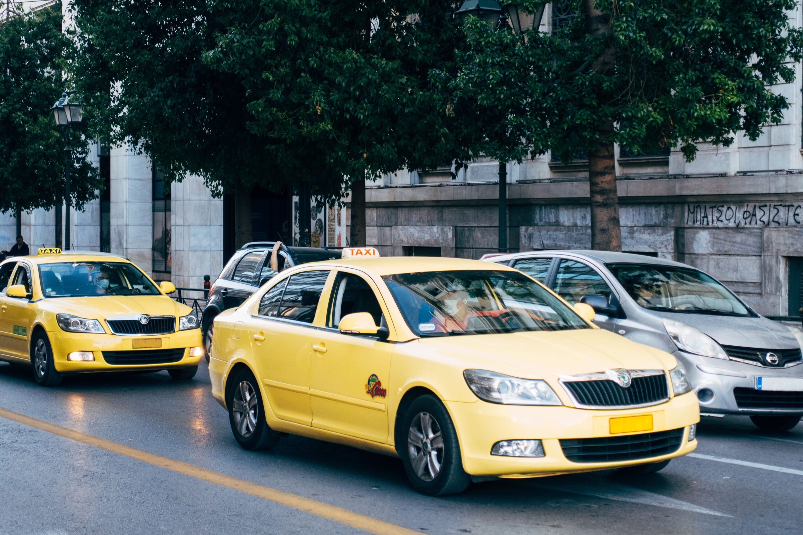 edinburgh airport taxi booking confirmation on mobile