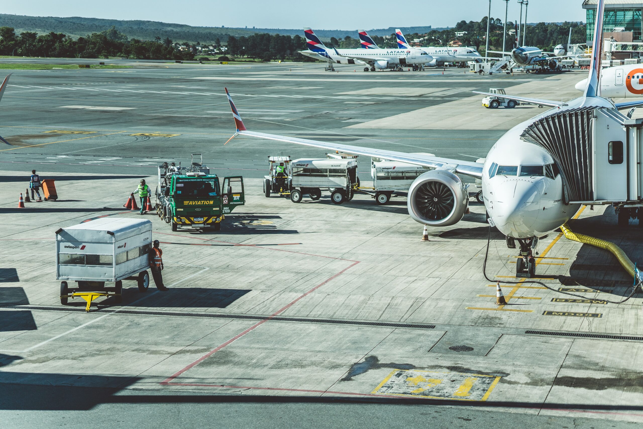 Can I Book an Airport Taxi Online in Midlothian? Everything You Need to Know