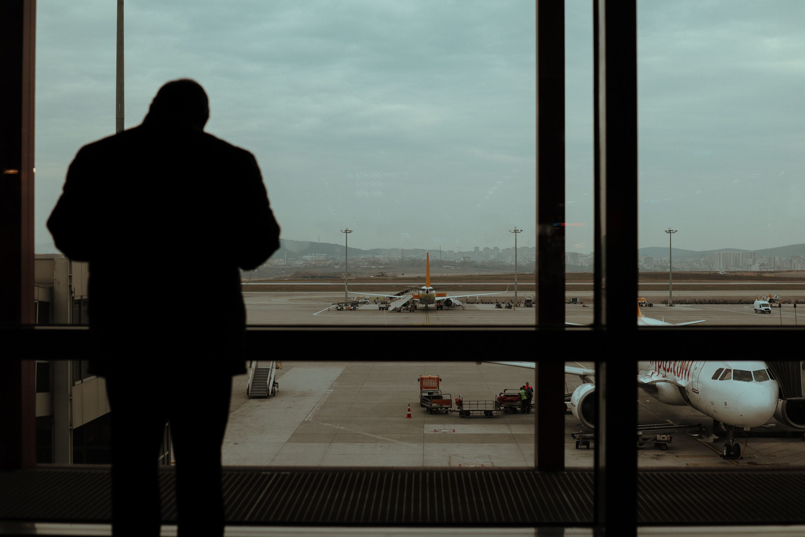 What Vehicles Are Available for Edinburgh Airport Group Transfers?
